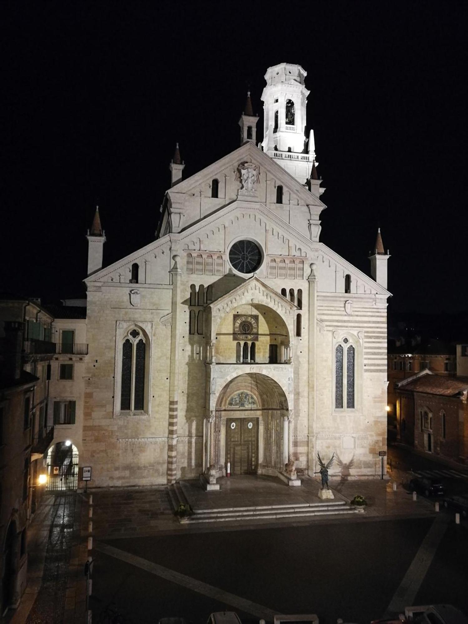 Residenza Duomo3 - Apartments Verona Esterno foto
